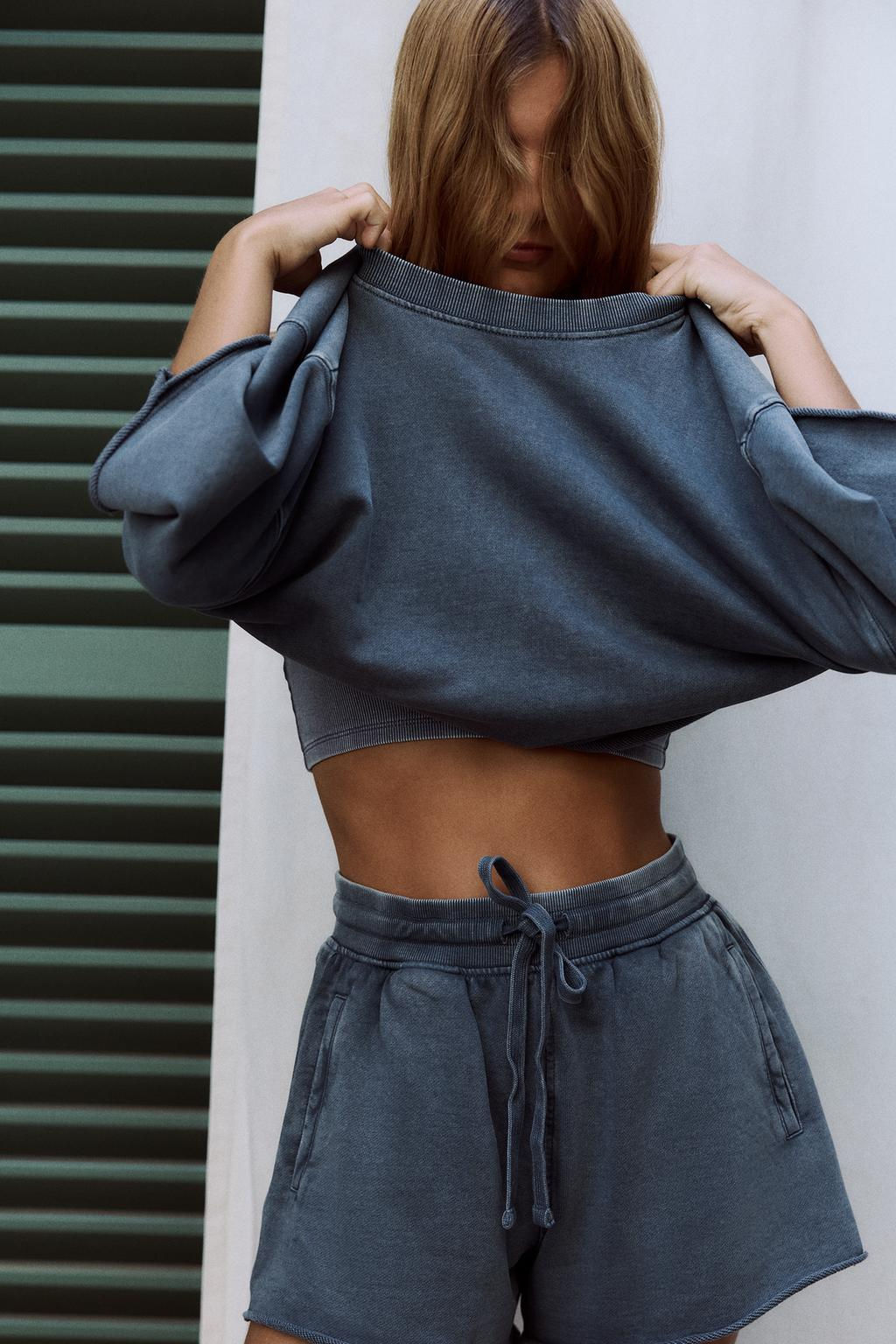 SHORT SLEEVE RIBBED PLUSH SWEATSHIRT - Zara фото 14