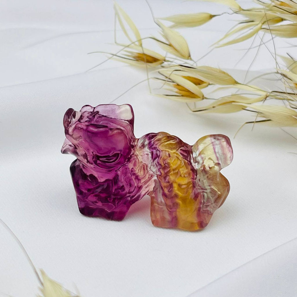 Фигурка резная "Дракон" из Флюорита