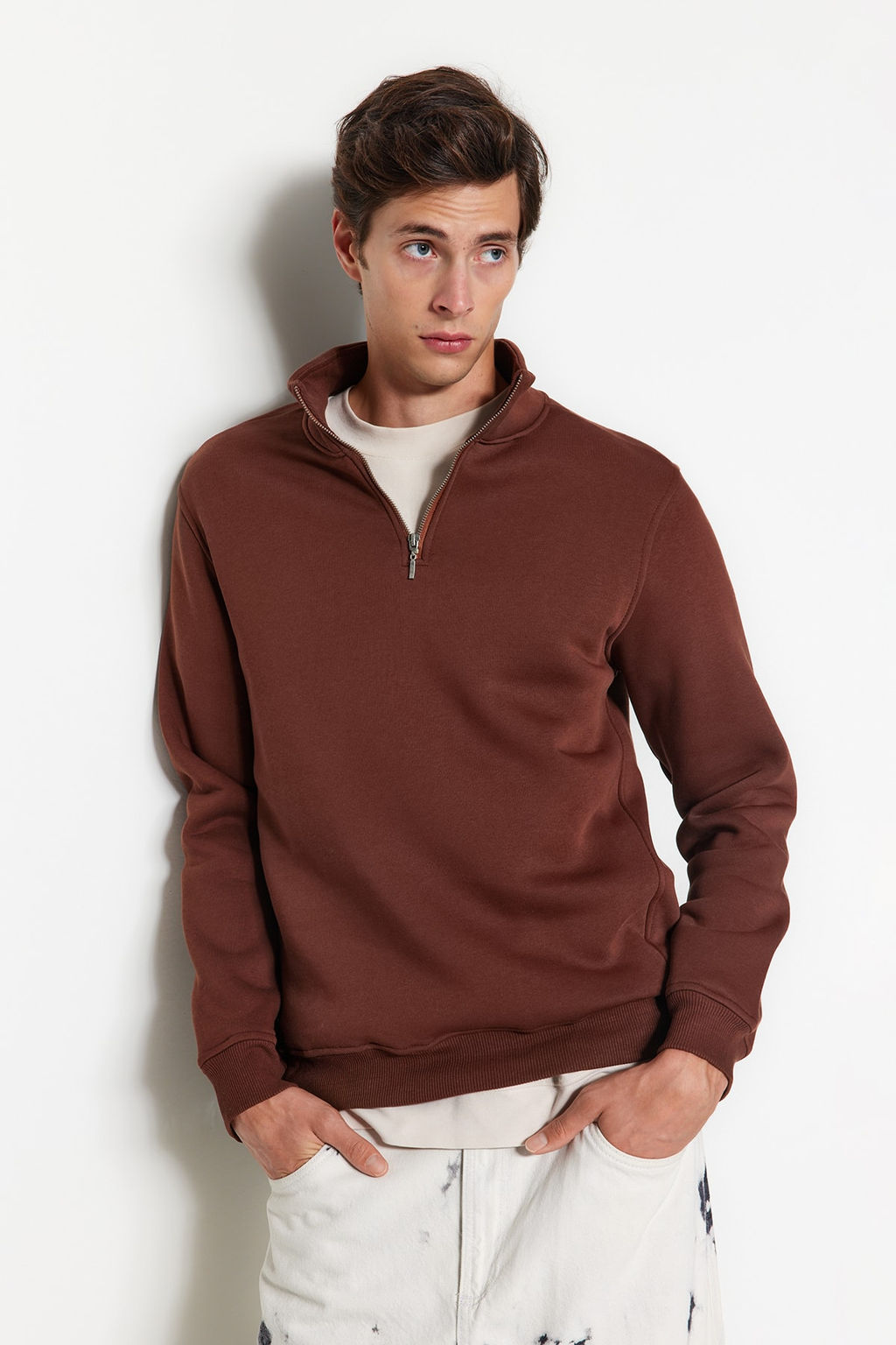 Kahverengi Regular/Normal Kesim Dik Yaka Fermuarl? Pamuklu Basic Ici Polar Sweatshirt TMNAW24SW00041