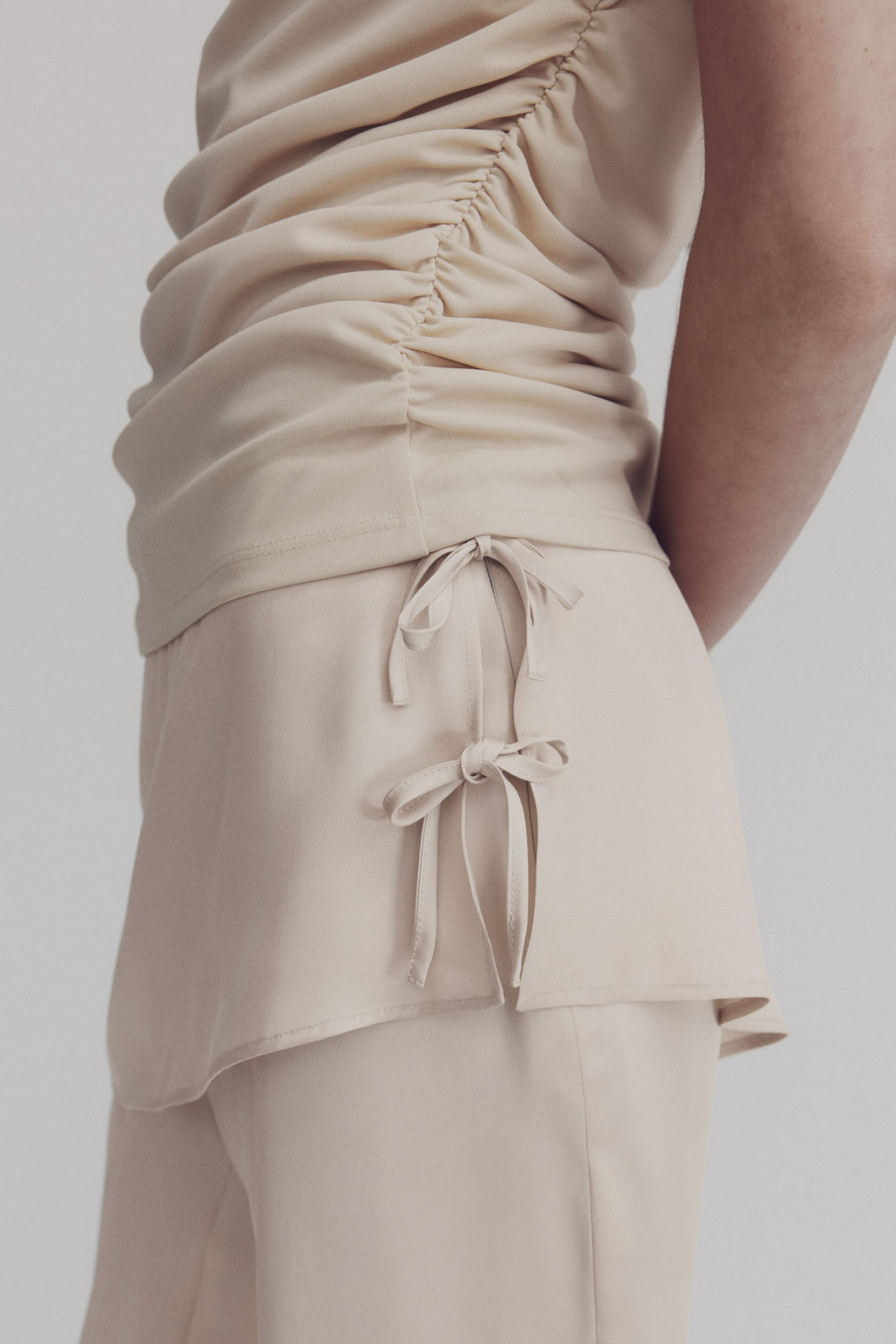 Pantal?n de sat?n con falda superpuesta - H&m фото 6