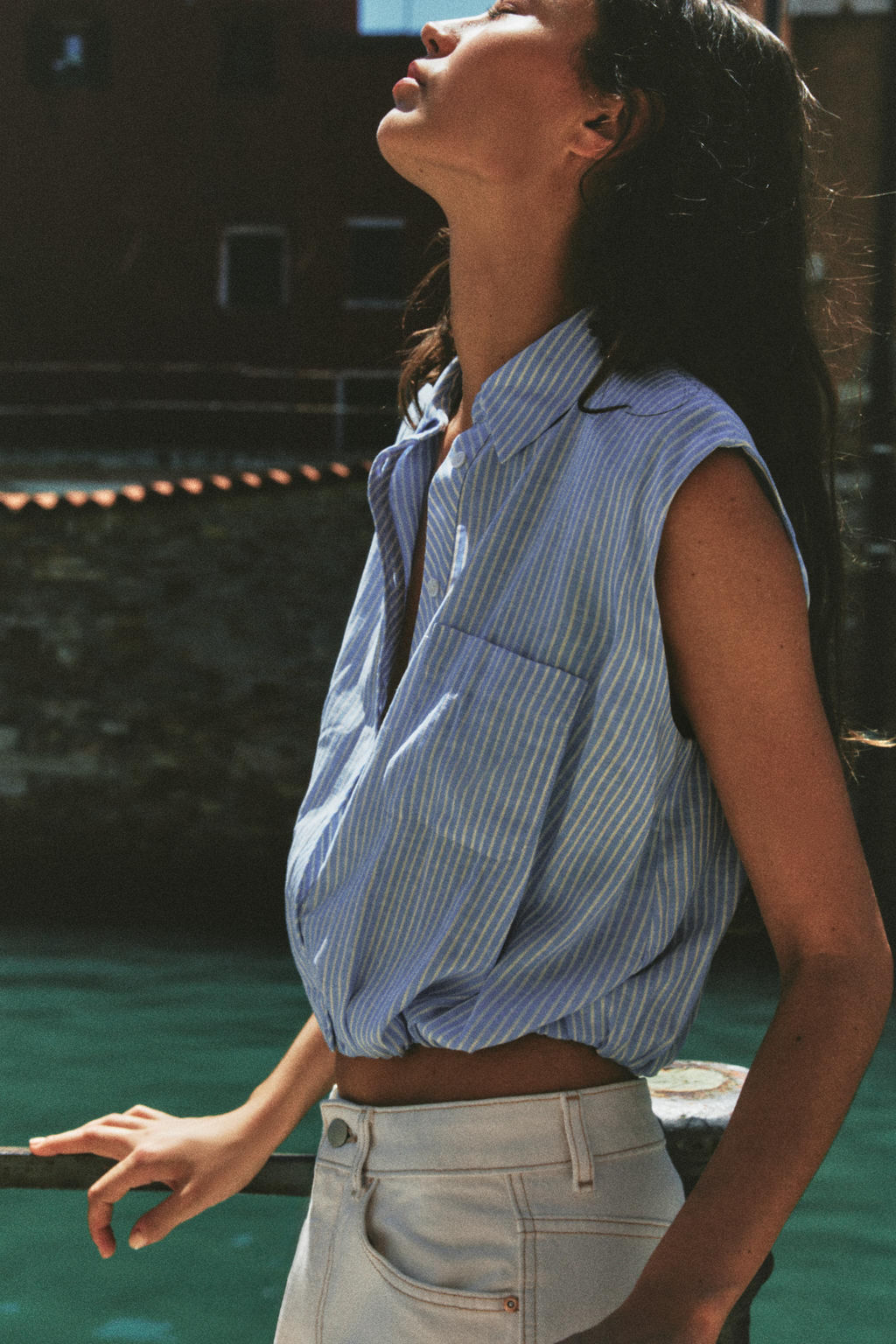 CAMISA CORTA RAYAS HOMBRERAS / Azul / Blanco