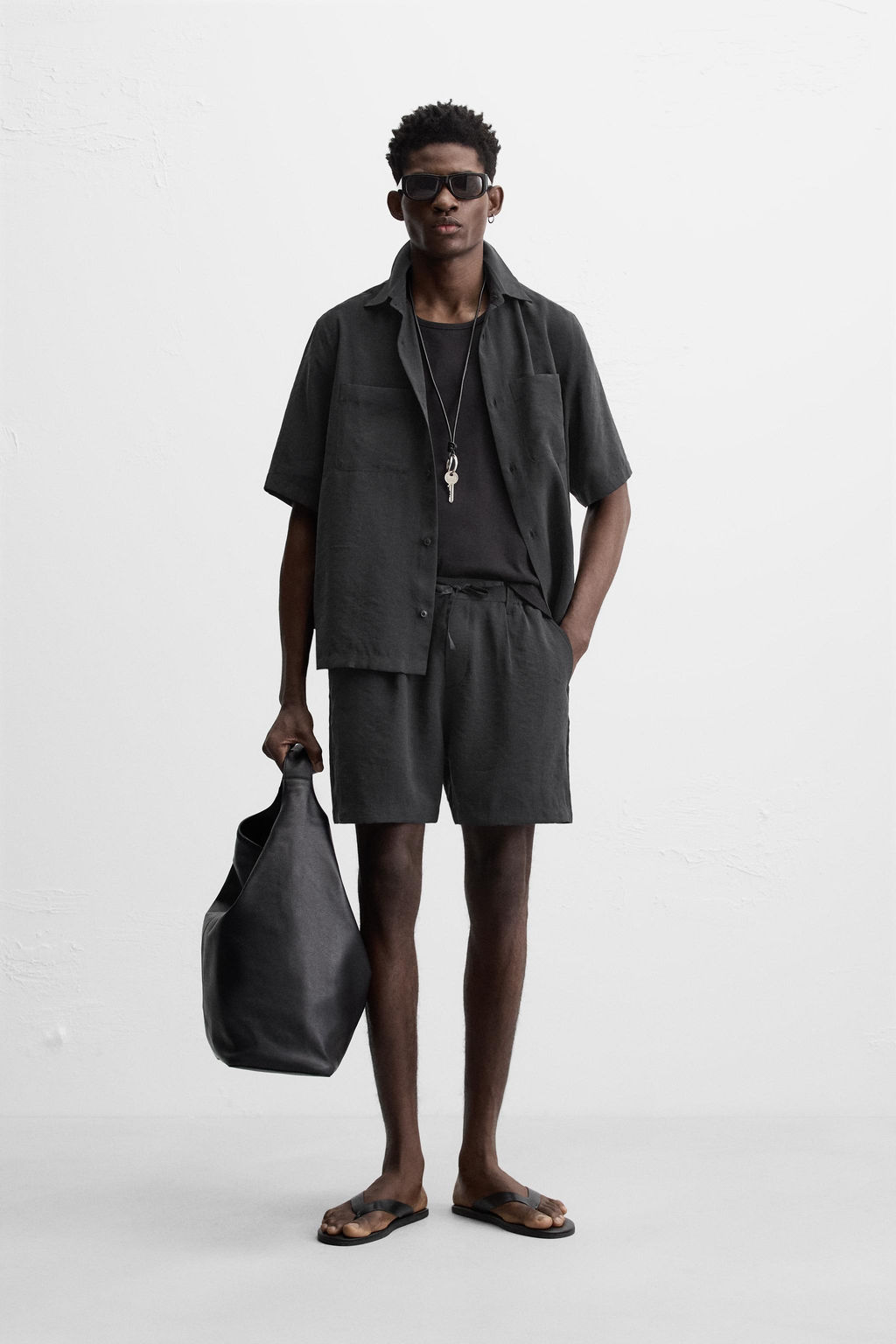 SHORT REGULAR FIT BERMUDA SHORTS - Zara фото 11