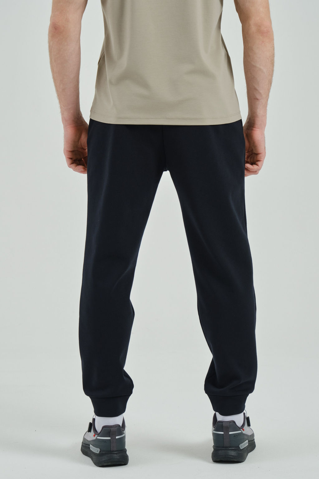 Брюки трикотажные утепленные Черный - Anta фото 6