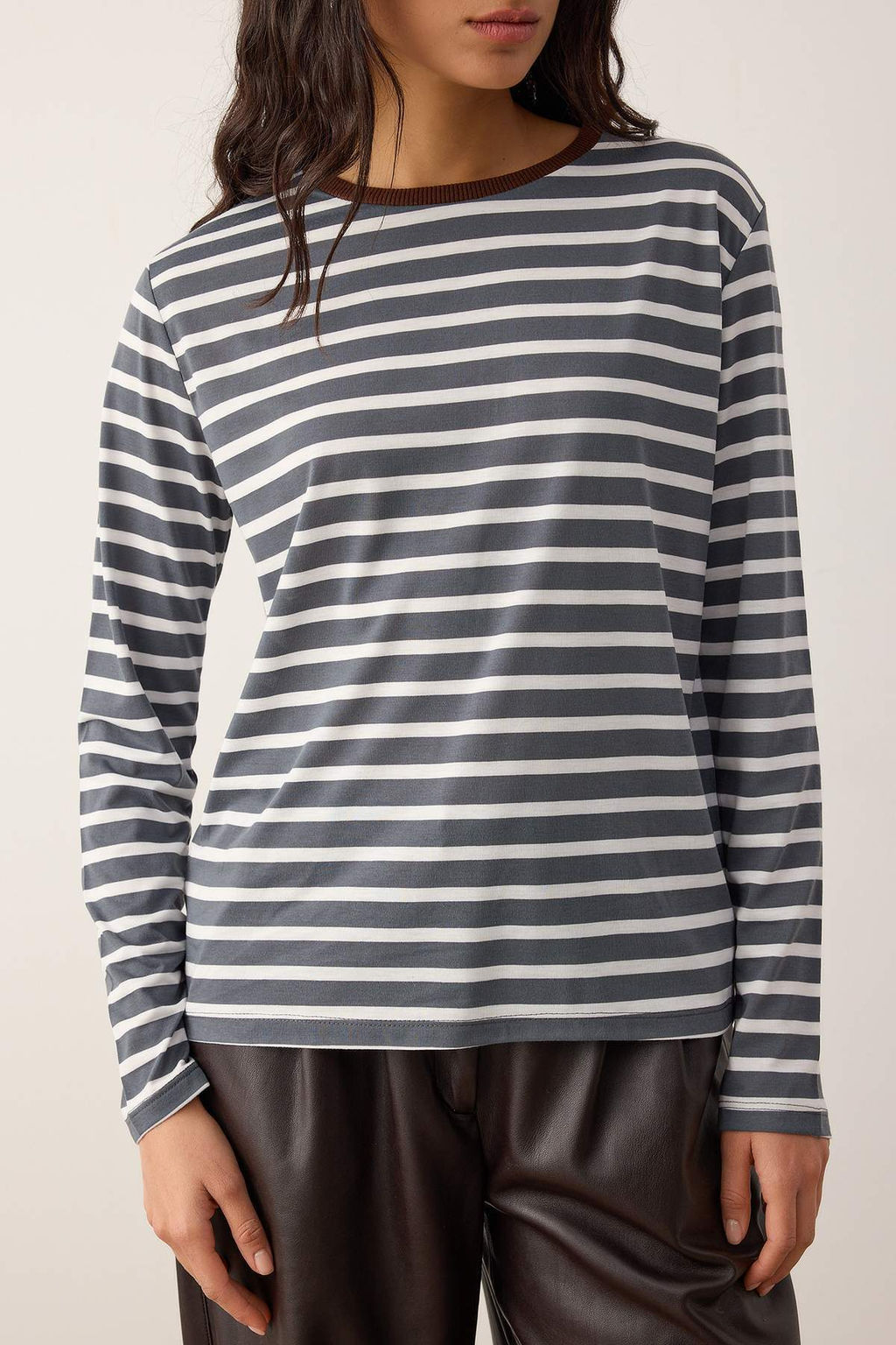 TRENDYOLMILLA Kahverengi-Tas Cizgili Yakas? Renkli Ribanal? Cizgili Basic Orme T-shirt TWOAW23TS00026  фото 10