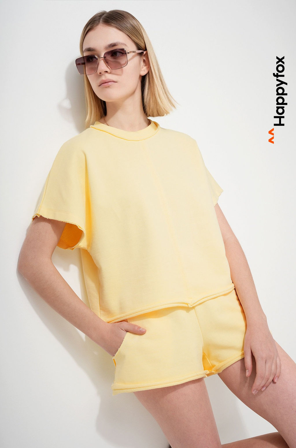 Женский костюм с шортами Happyfox