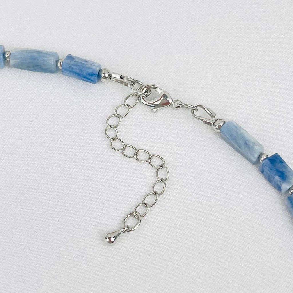 Колье из Кианита