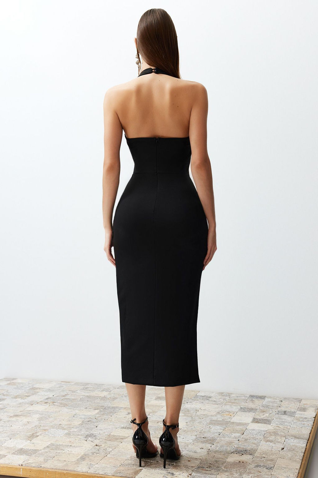 TRENDYOLMILLA Siyah Vucuda Oturan Dokuma Elbise TPRSS24EL00136 фото 19