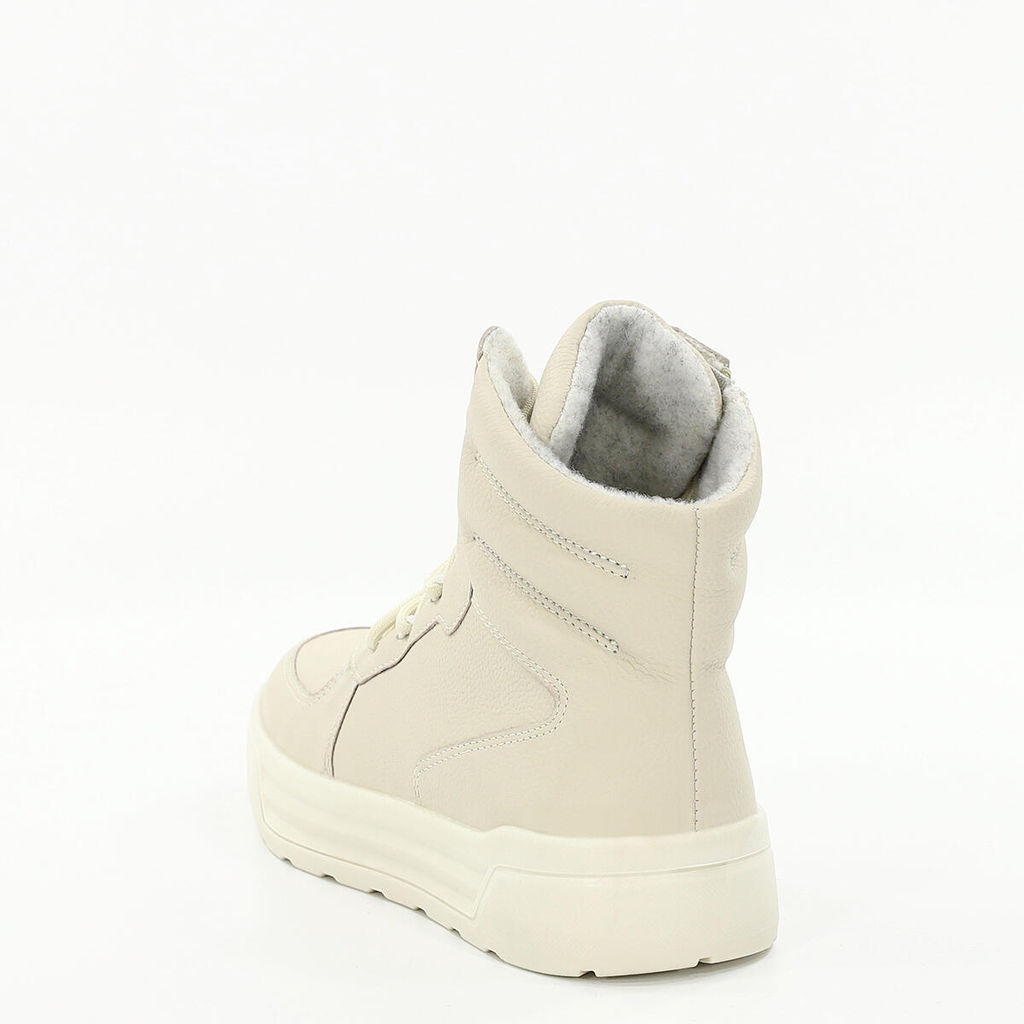 Ботинки девичьи