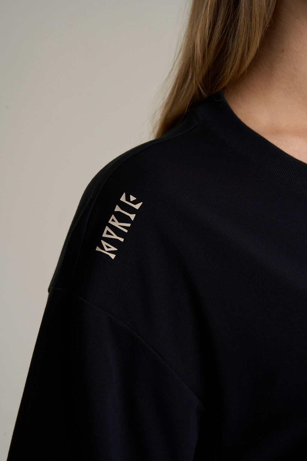 Футболка Черный