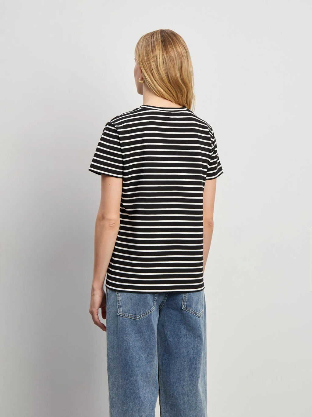 ЕМКА / Трикотажная футболка - Emka фото 5