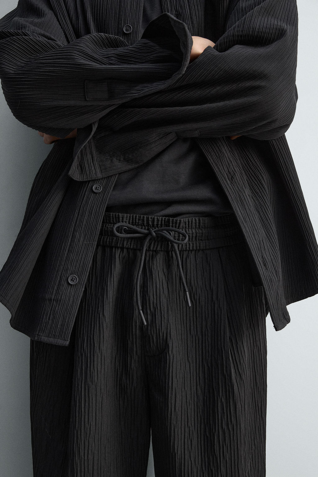 PANTAL?N RELAXED FIT RELIEVE / Gris oscuro - Zara фото 5
