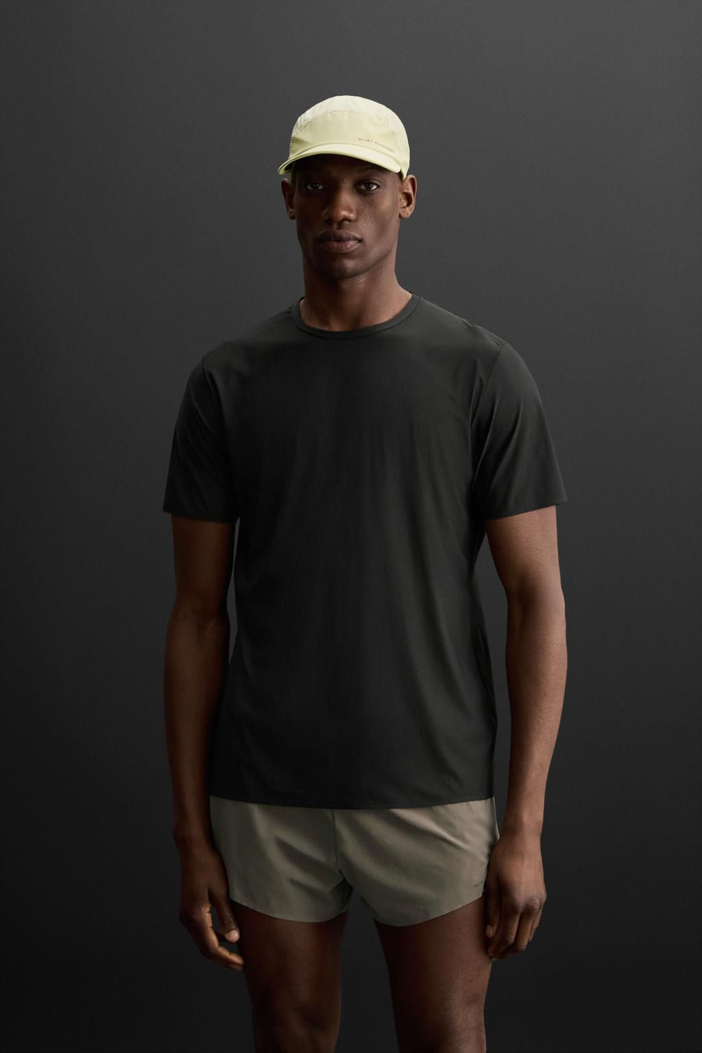 LIGHTWEIGHT TECHNICAL T-SHIRT - Zara фото 13