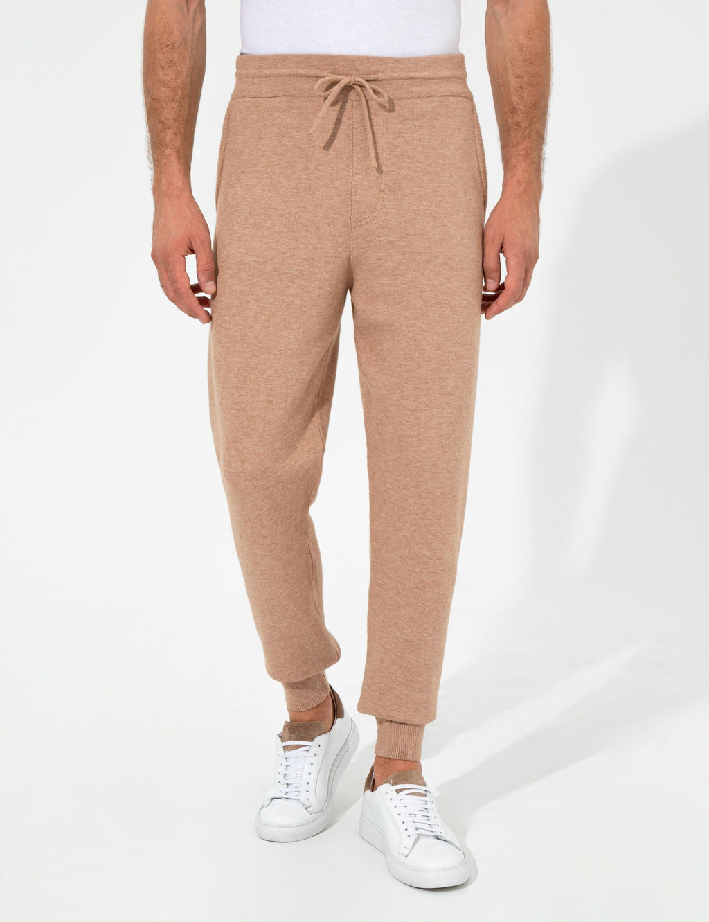 Бежевые зауженные брюки из эластичного трикотажа - Cacharel фото 2