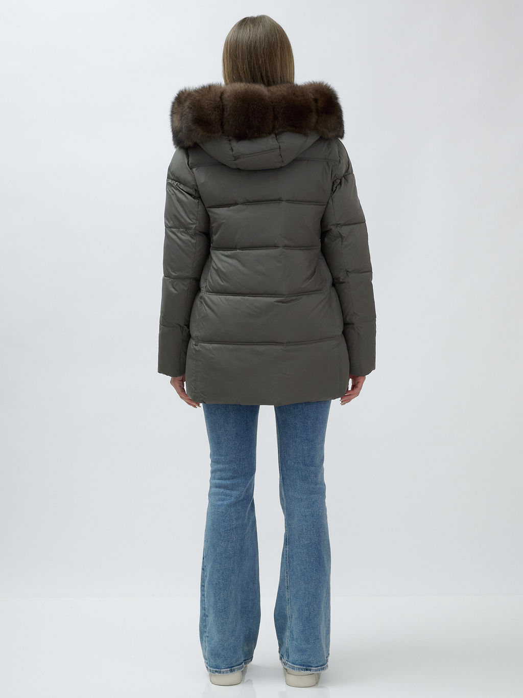 с МЕХОМ ПЕСЕЦ ПРЕМИУМ класса Полупальто зимние темно-серого цвета - Mtforce фото 12