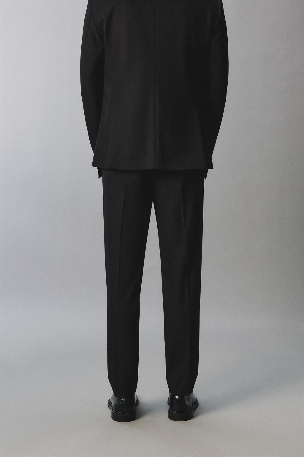 PANTAL?N TRAJE CONFORT / Negro - Zara фото 3