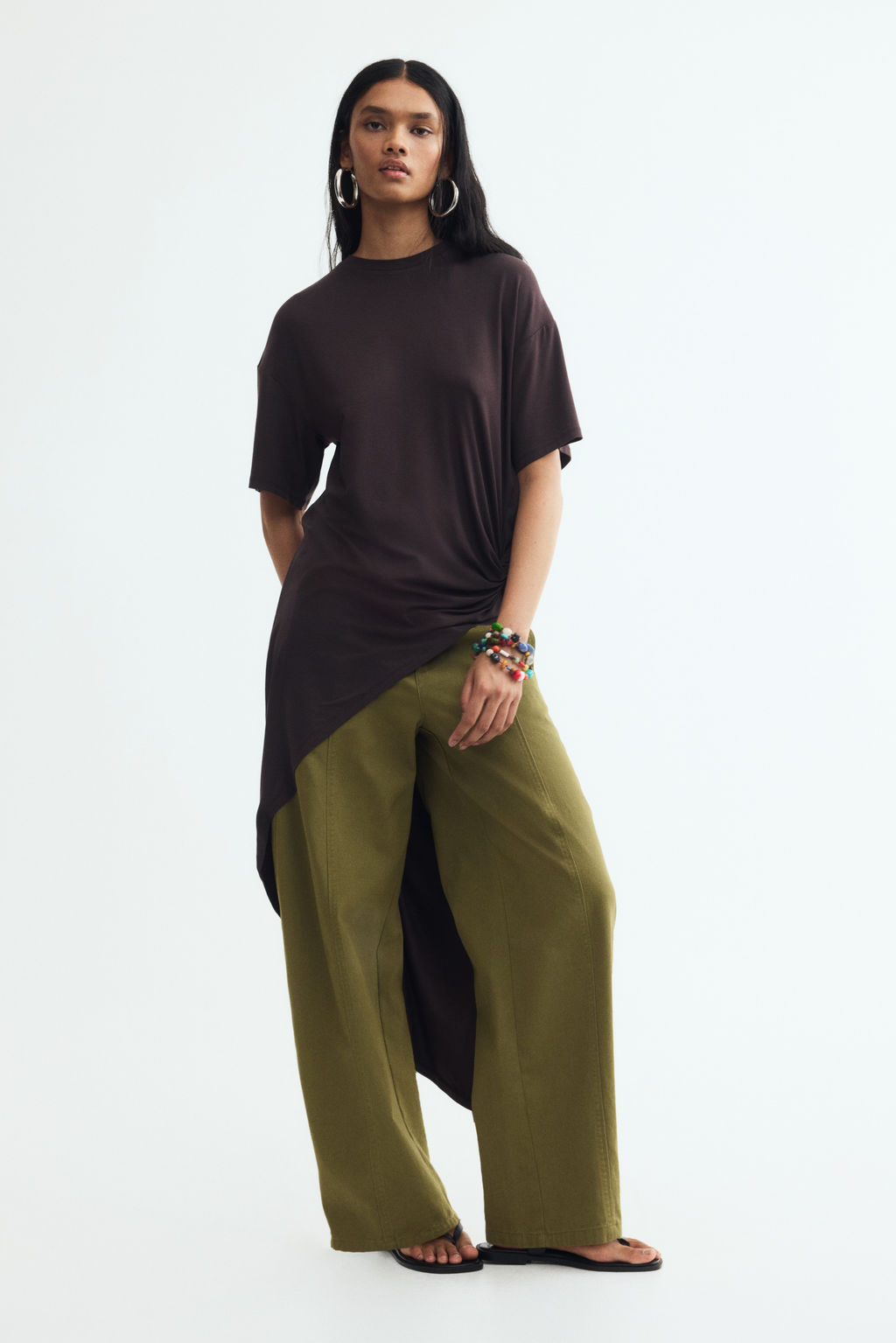 Top largo/corto con detalle girado - H&m фото 3