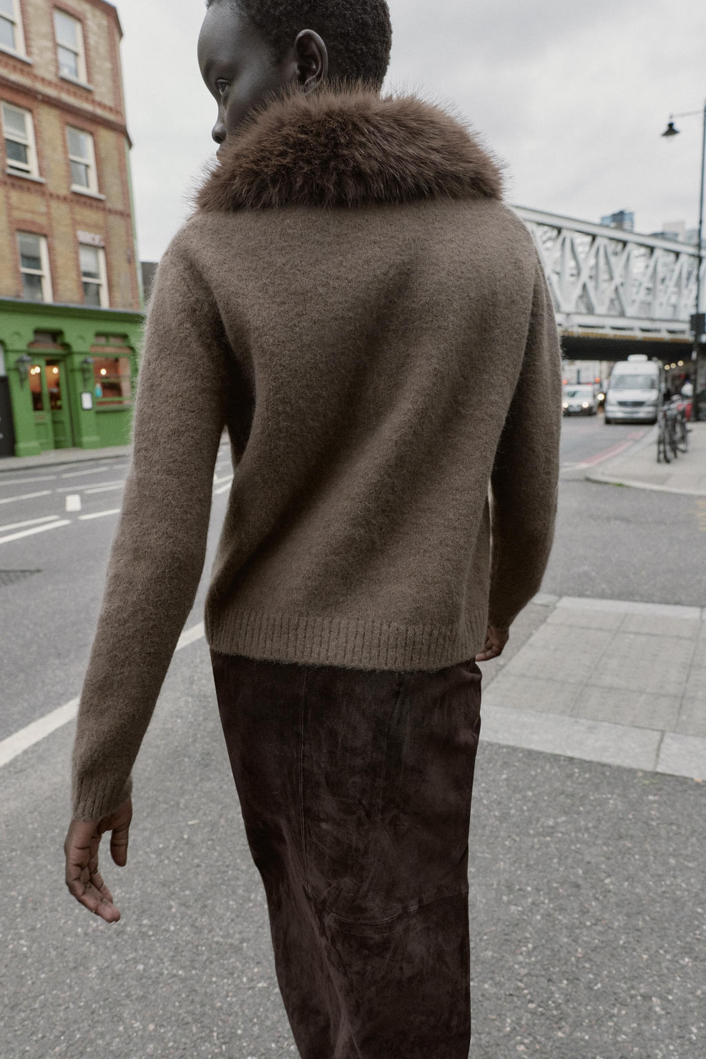 FAUX FUR LAPEL KNIT CARDIGAN