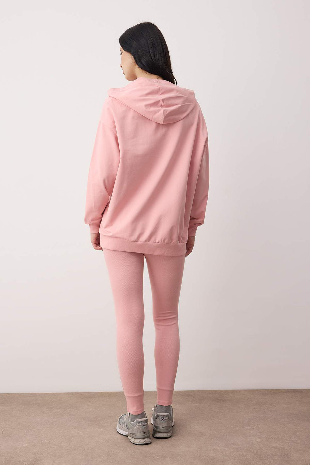 Gul Kurusu 3lu Oversize/Genis Kal?p Kapusonlu Taytl? Orme Alt - Ust Tak?m TWOAW26AU00151