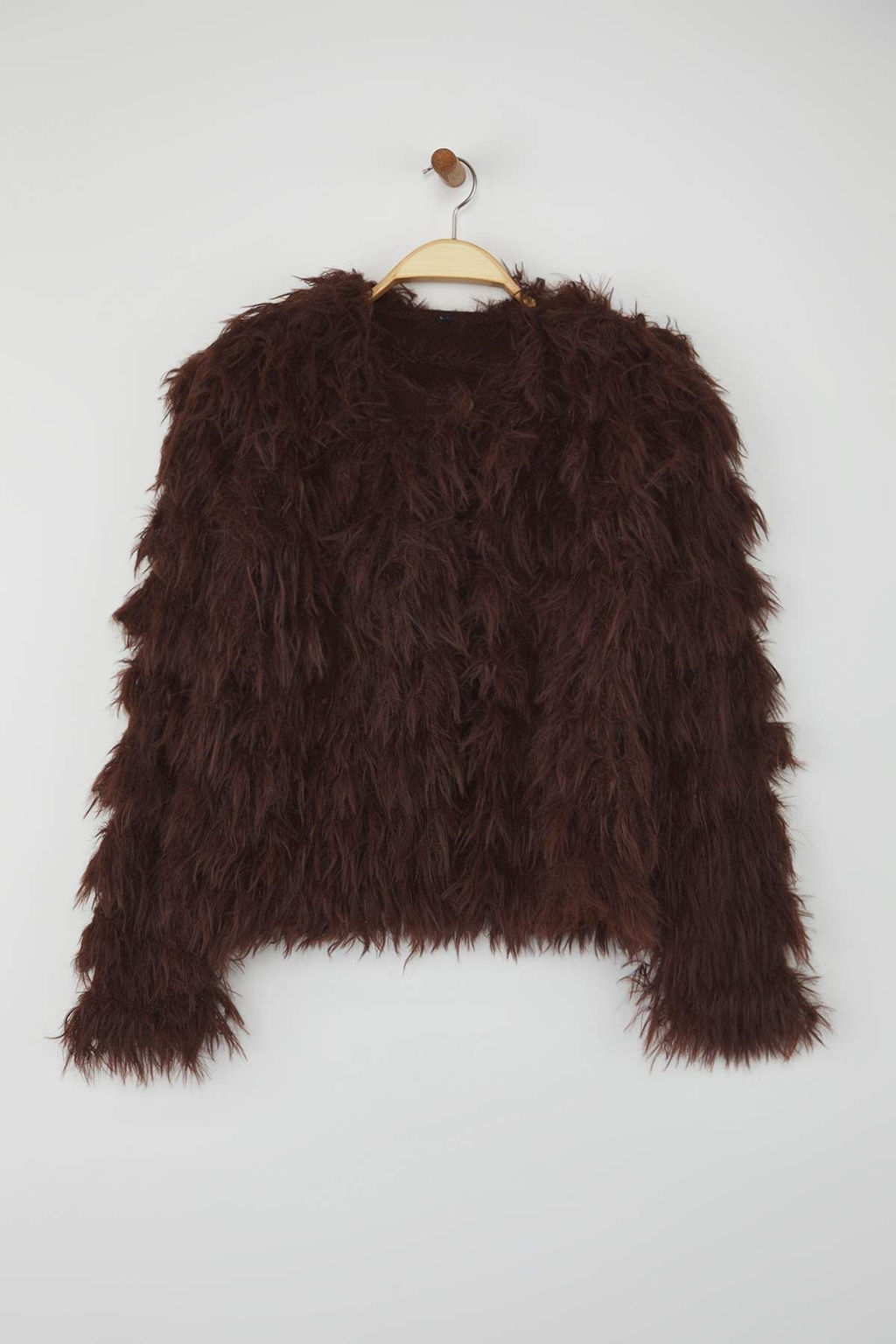 Kahverengi Mont Gorunumlu Genis Kal?p Puskul Detayl? Yumusak Dokulu Triko H?rka TWOAW26HI00012 - Trendyolmilla фото 5