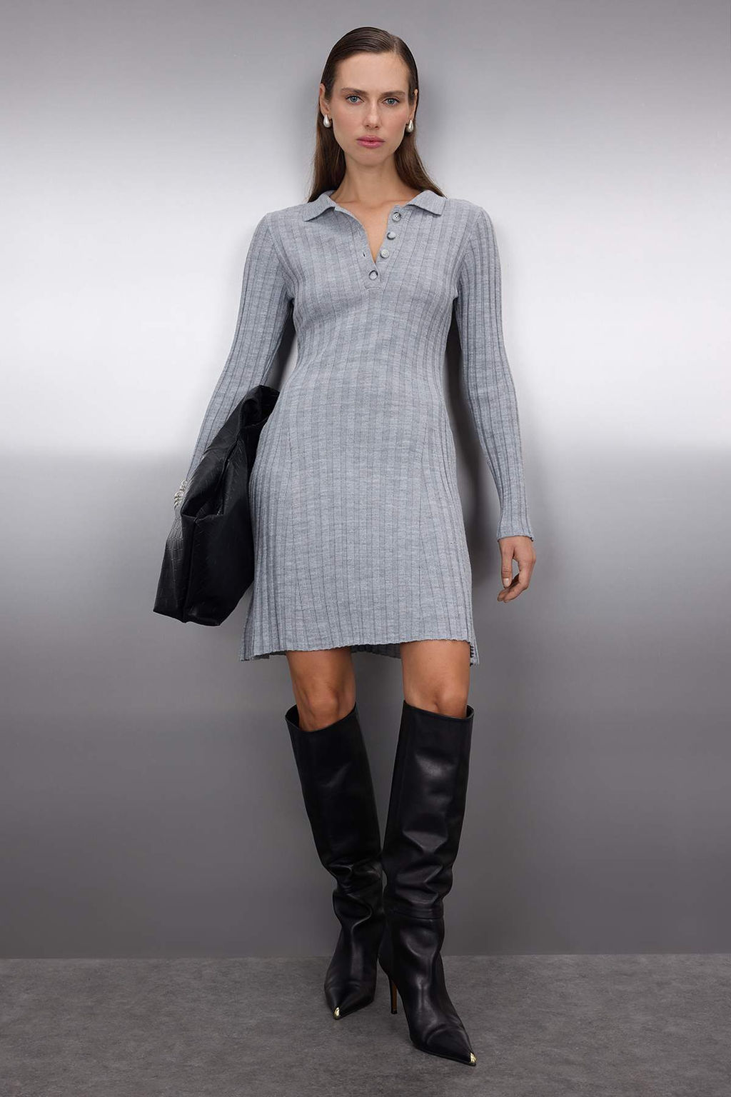 Gri Duz Mini Polo Yaka Fitili Yumusak Dokulu Triko Elbise TWOAW26EL00014 - Trendyolmilla фото 2