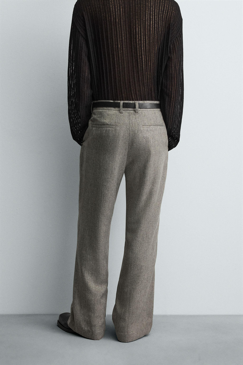 TEXTURED FLARE FIT TROUSERS - Zara фото 3
