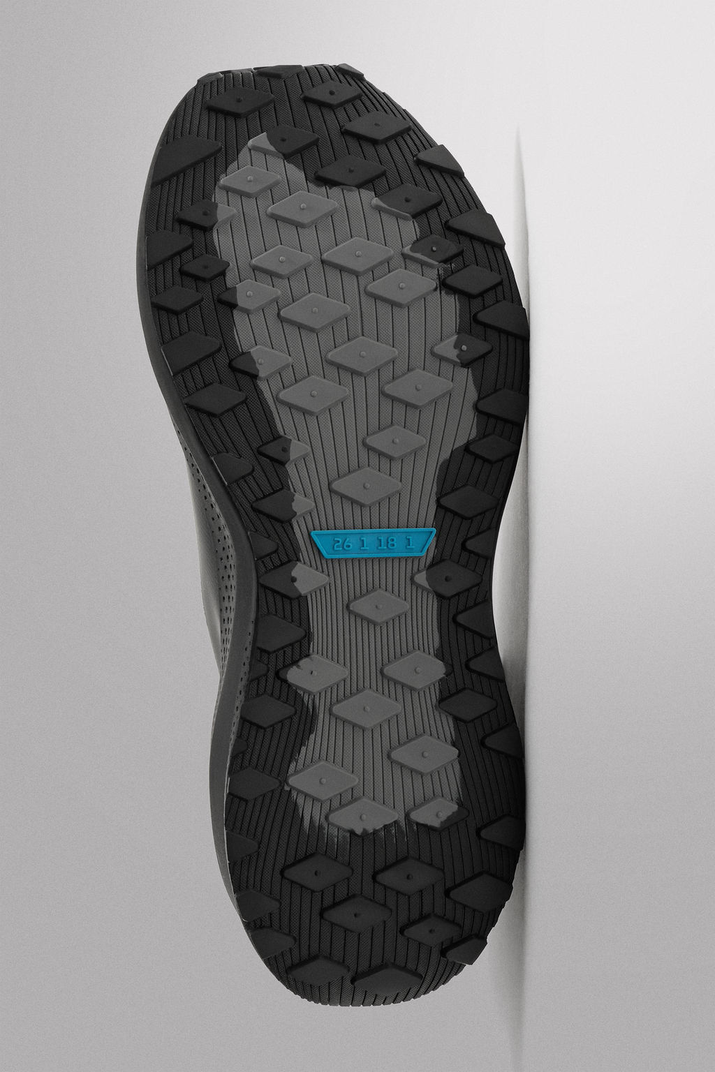 LACELESS RUNNING TRAINERS