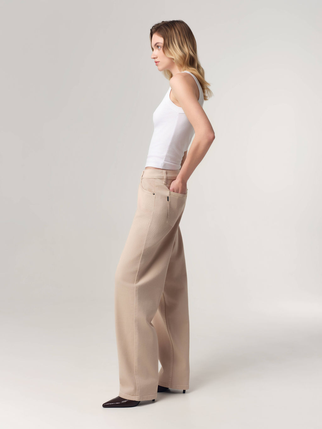 CONTE CON-942 Джинсы женские beige  фото 3