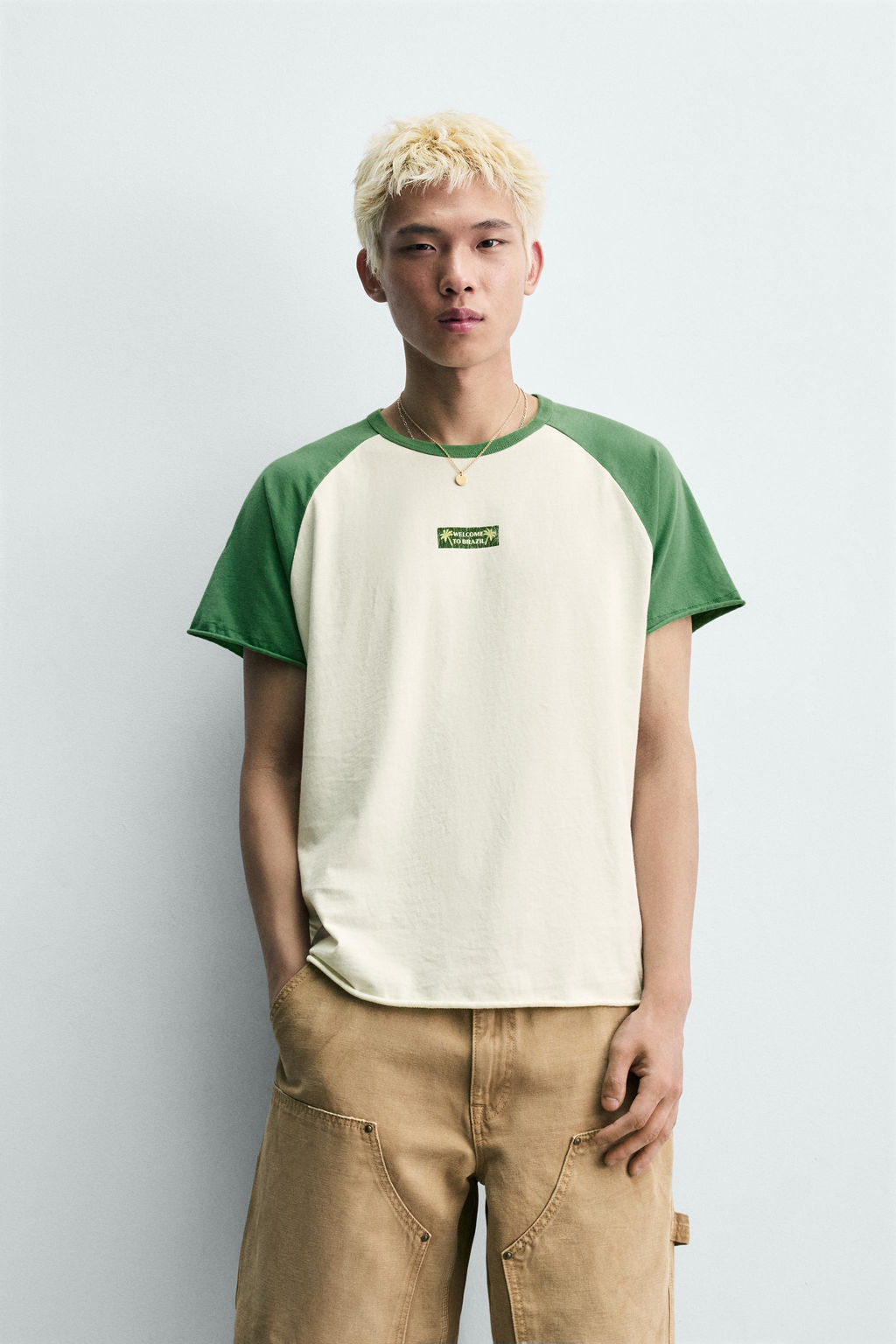 CAMISETA COLOR BLOCK ESTAMPADO BRASIL / Verde / Crudo