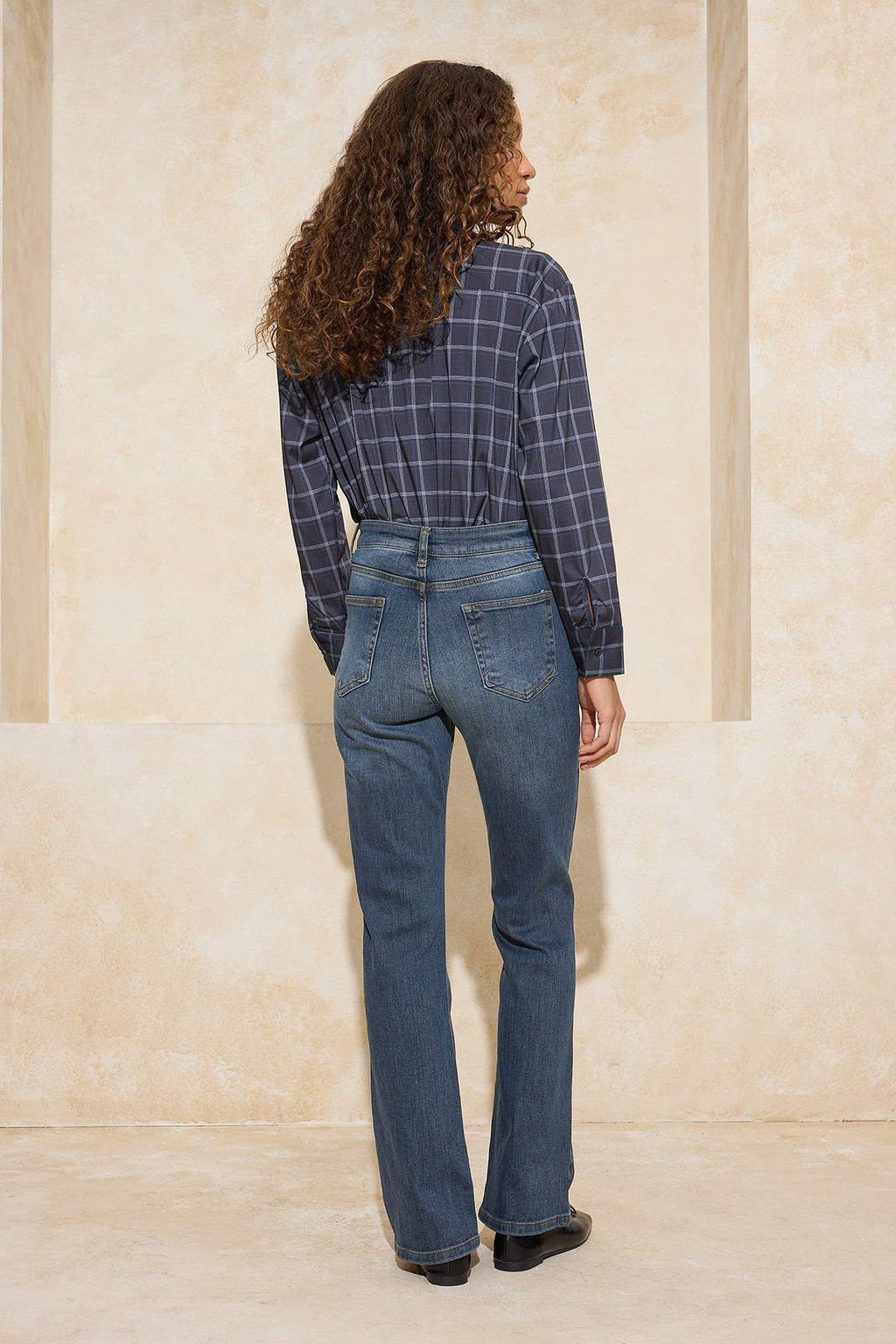 Mavi Normal Bel Az Esnek Flare _spanyol Pa_a Jeans TWOSS26JE00010 - Trendyolmilla фото 4