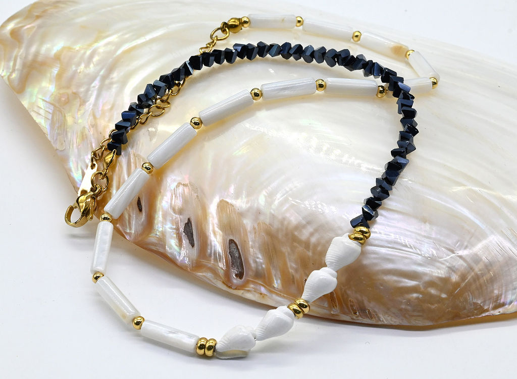 Чокер из перламутра цилиндр 4*13мм с цирконом цвет графит, 41см