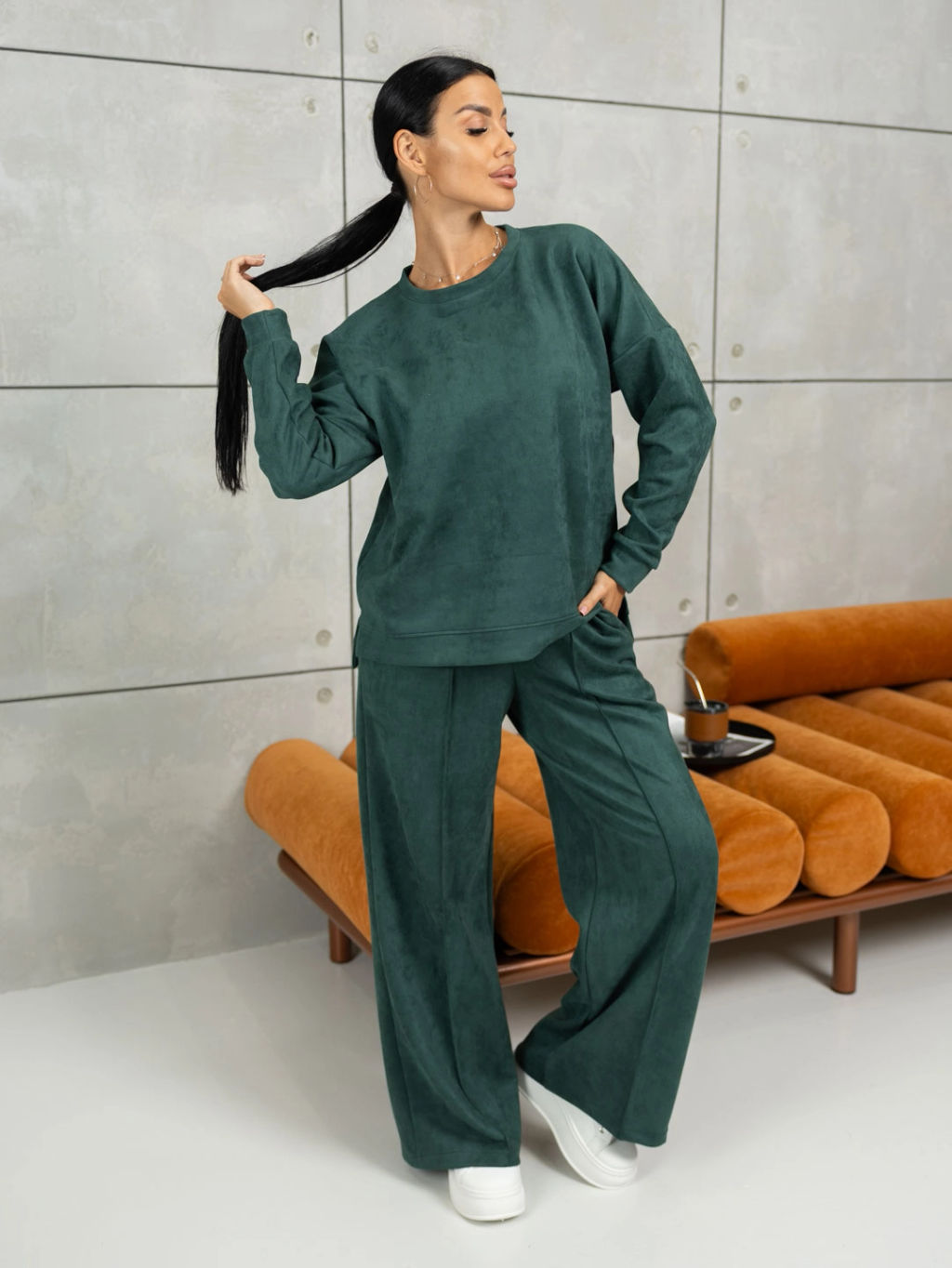 Костюм женский под замшу мод.2082 - Барболета фото 8