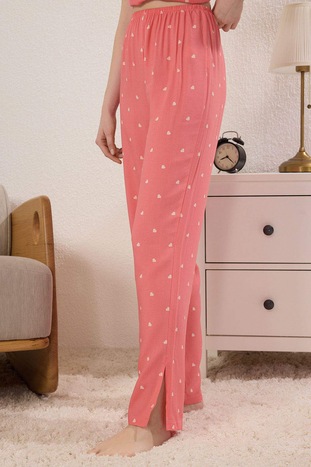 Trendyolmilla Gul Kurusu Kalpli Dantel ve Baglama Detayl? Dokuma Pijama Tak?m? THMSS25PT00125 фото 4