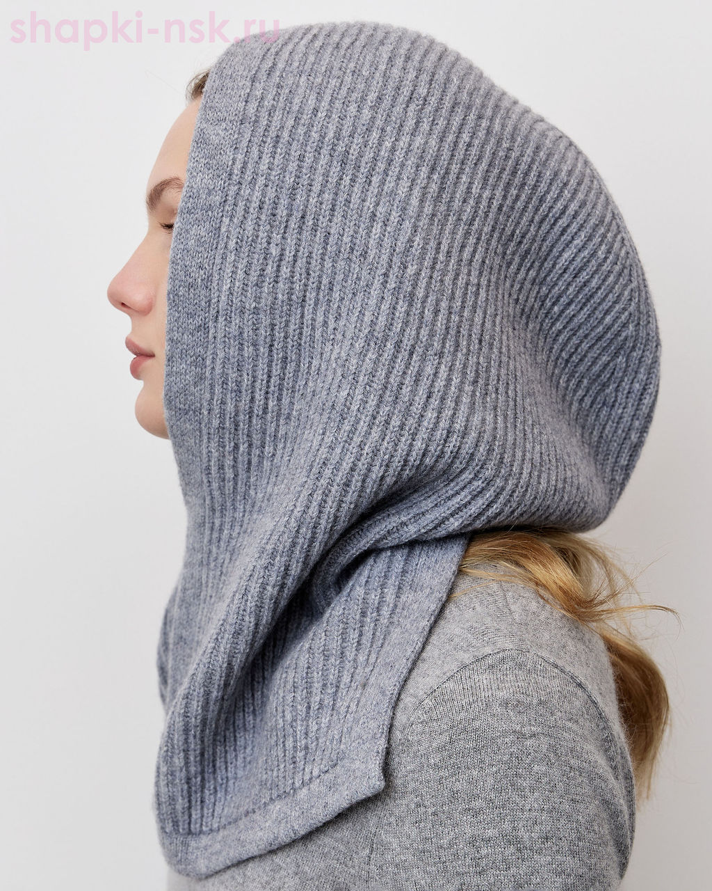 260135 CH Капор женский (56-58)