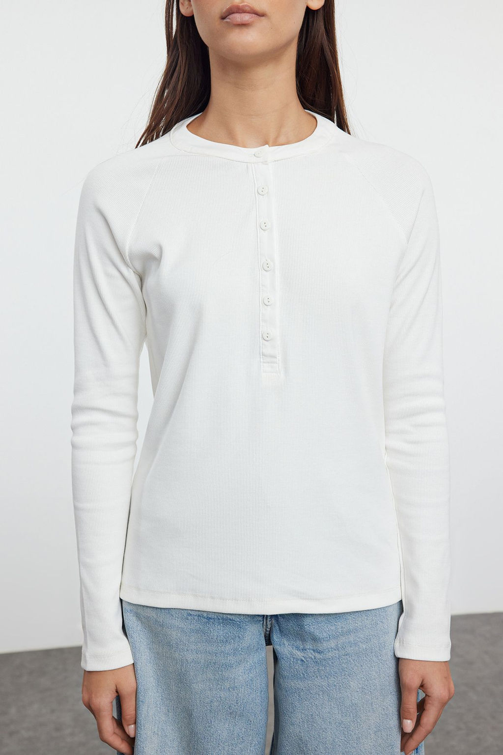 Trendyolmilla Ekru Dugmeli Regular/Normal Kesim Fitilli Esnek Normal Boy Orme Bluz TWOAW25BZ00033 фото 3