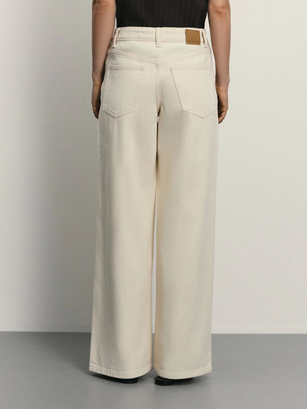 Джинсы loose со средней посадкой / Zarina фото 4