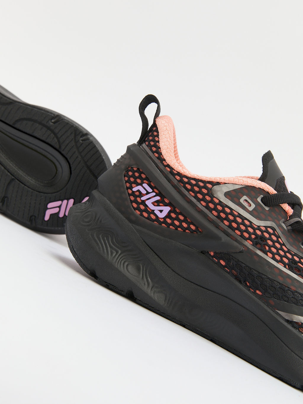 Женские кроссовки FILA SENSE PRM 2 W Артикул 4126736, черный