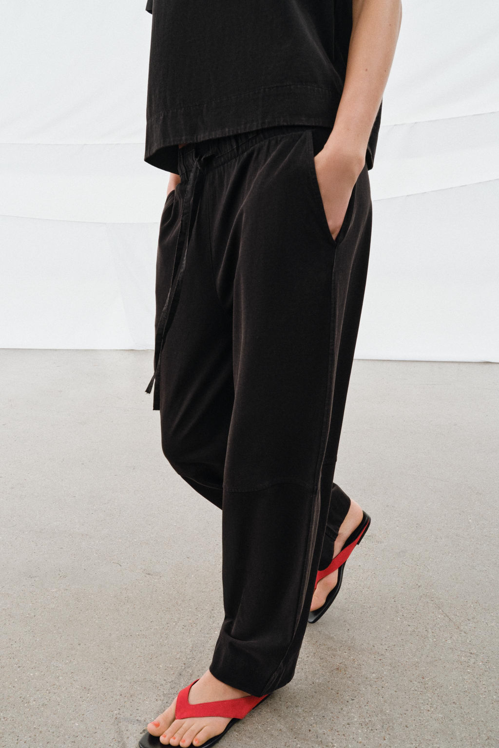 PANTAL?N HEAVY COTTON WIDE LEG / Negro - Zara фото 2