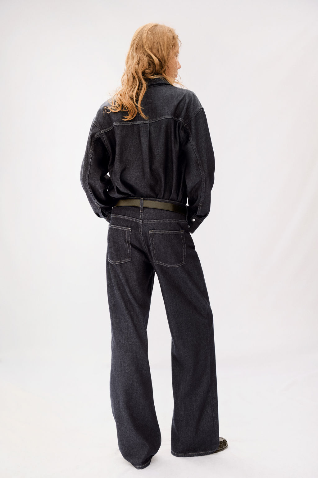 Feather Soft Wide Regular Jeans - H&m фото 8