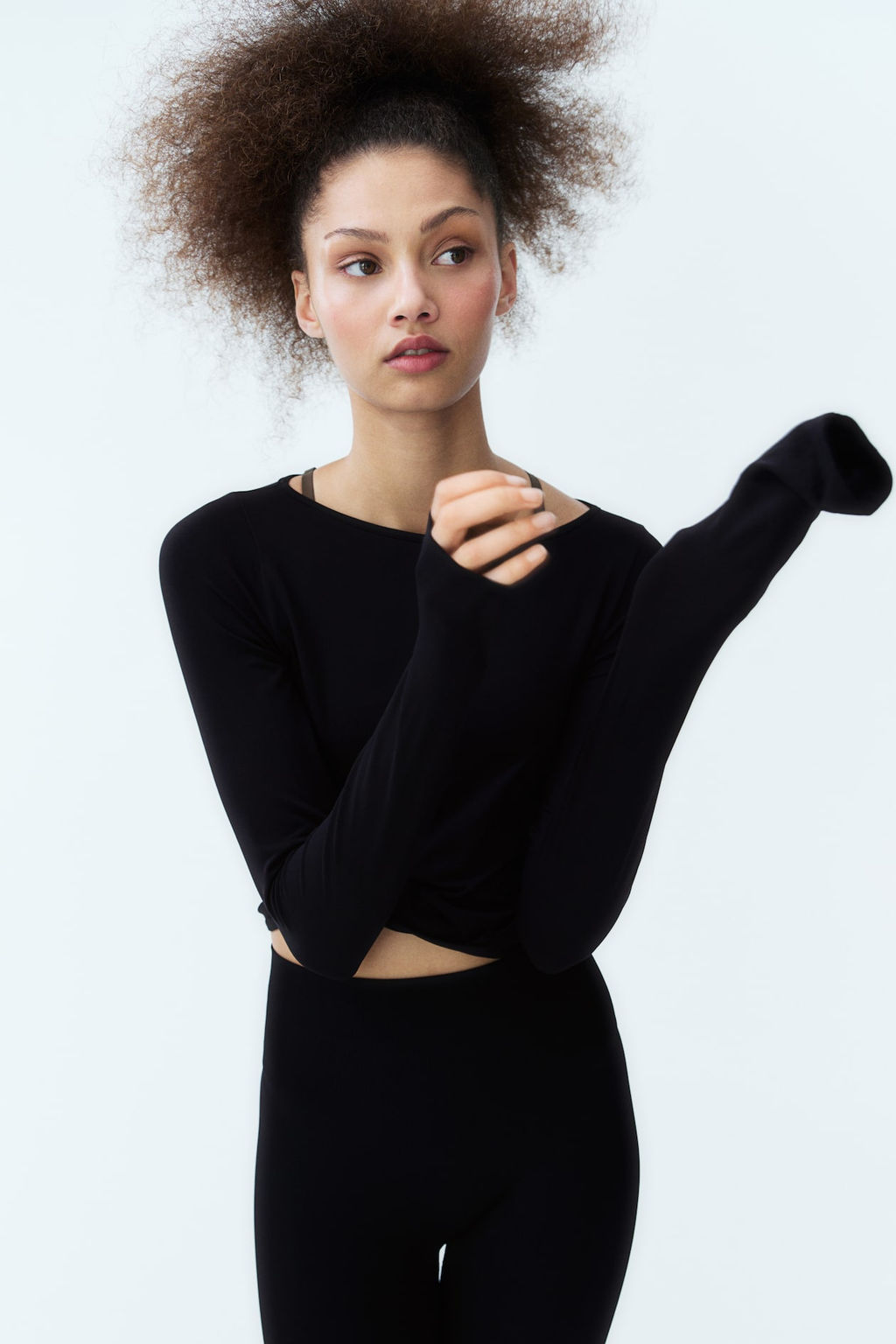 Top de deporte seamless en DryMove - H&m фото 2