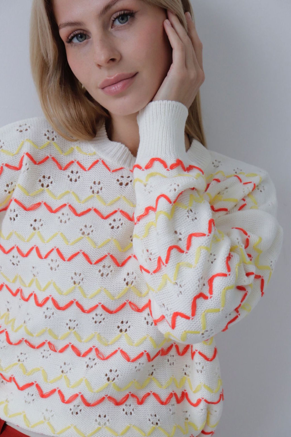 10237 Джемпер белый с декором - Martichelli фото 2