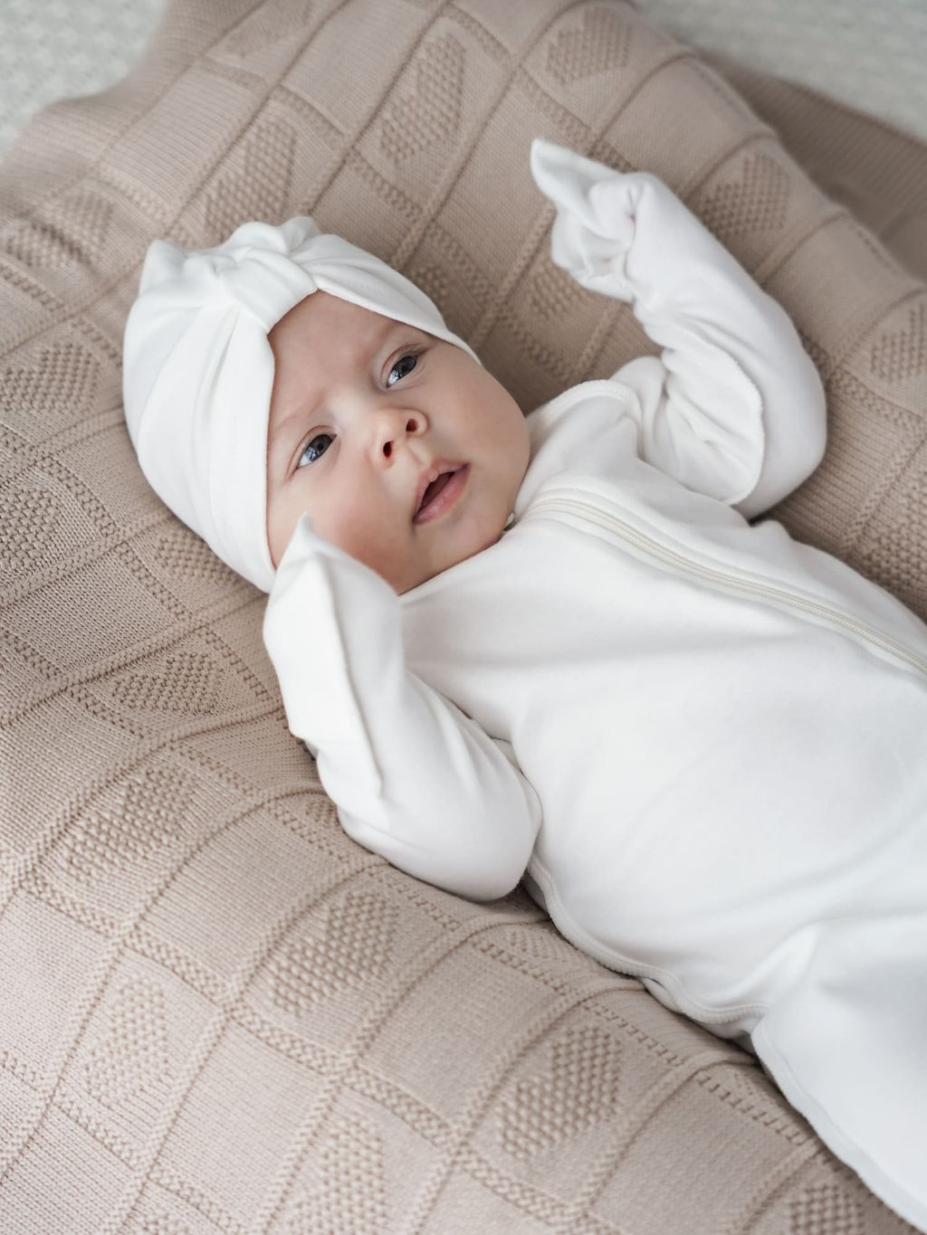 Слип с закрытой ножкой Сливки 0+ - Bungly фото 9