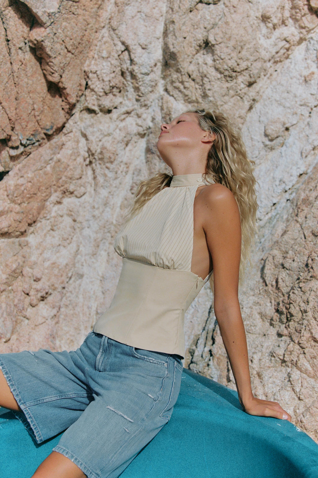 TOP HALTER COMBINADO BOTONES / Beige - Zara фото 6