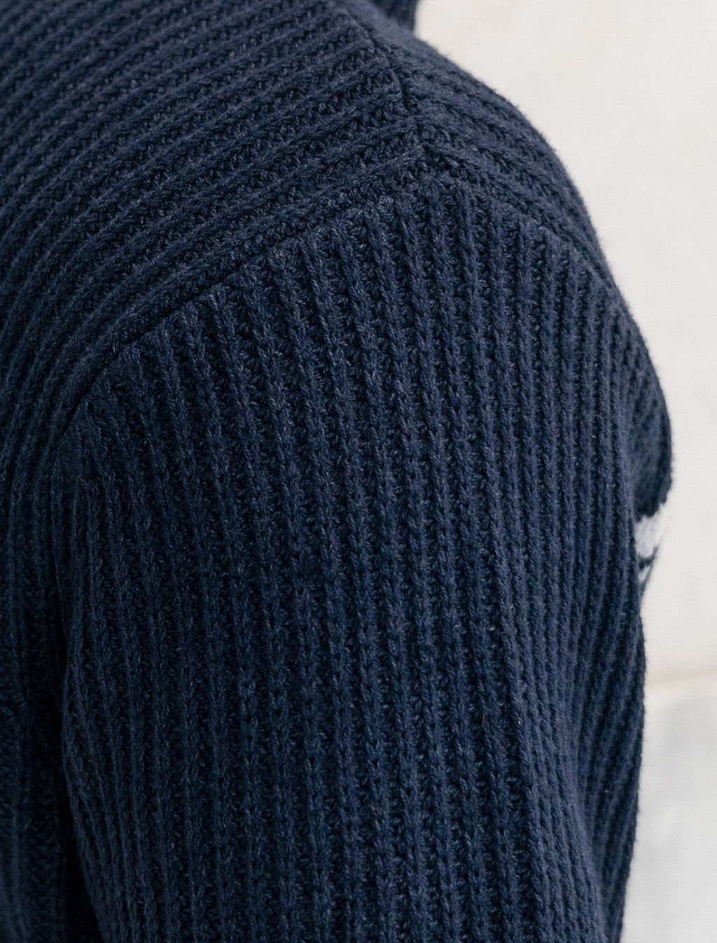 VILATTE / Свитер крупной фактурной вязки из мягкой пряжи из хлопка с акрилом фото 5