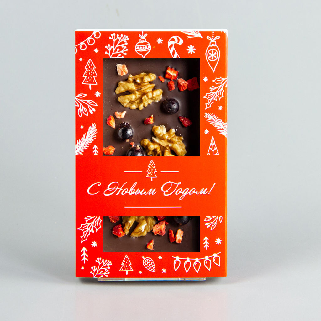 Тёмный шоколад с клубникой, черной смородиной и грецким орехом, красная коробочка #4