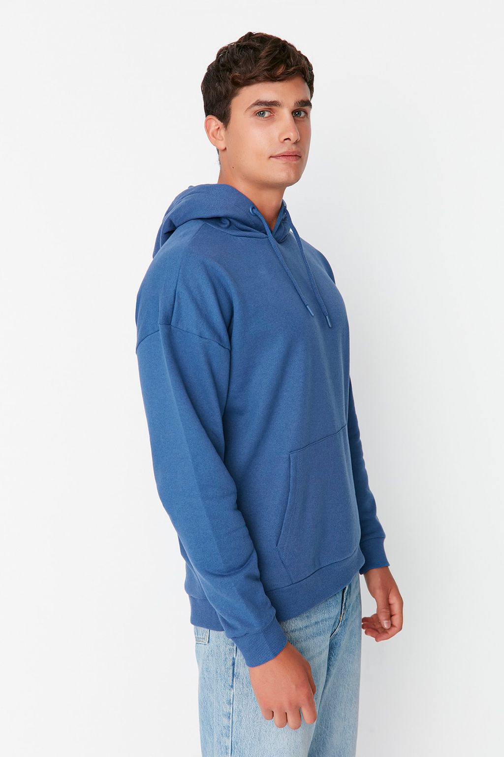 Lacivert Oversize/Genis Kesim Kapusonlu Ici Polar/S?cak Tutan Sweatshirt TMNAW23SW00195
