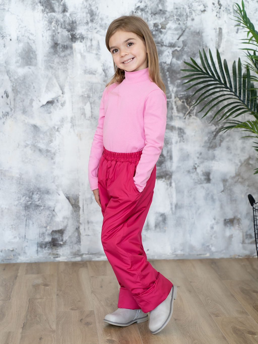 Брюки на поясе утепленные малиновые