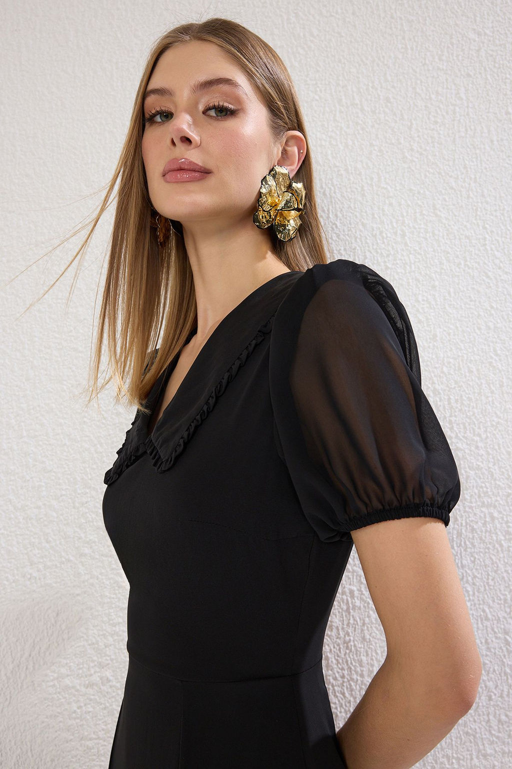 Siyah A Kesim Yaka Detayl? Astarl? Sifon Ucus Ucus Dokuma Midi Elbise TWOSS25EL00256