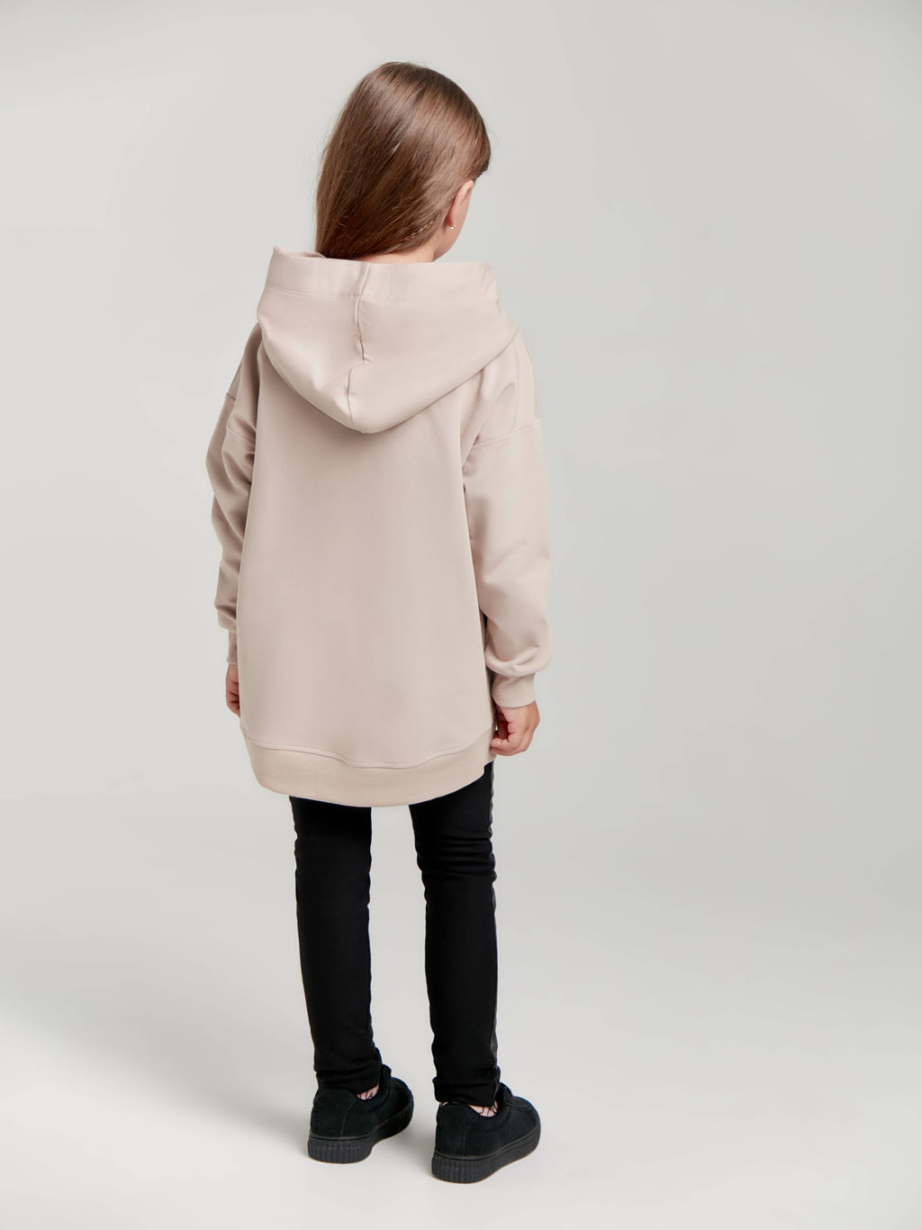 CONTE Удлиненненное oversize-худи на флисе с вышивкой DD 1452 black Фото в данном цвете нет!!!