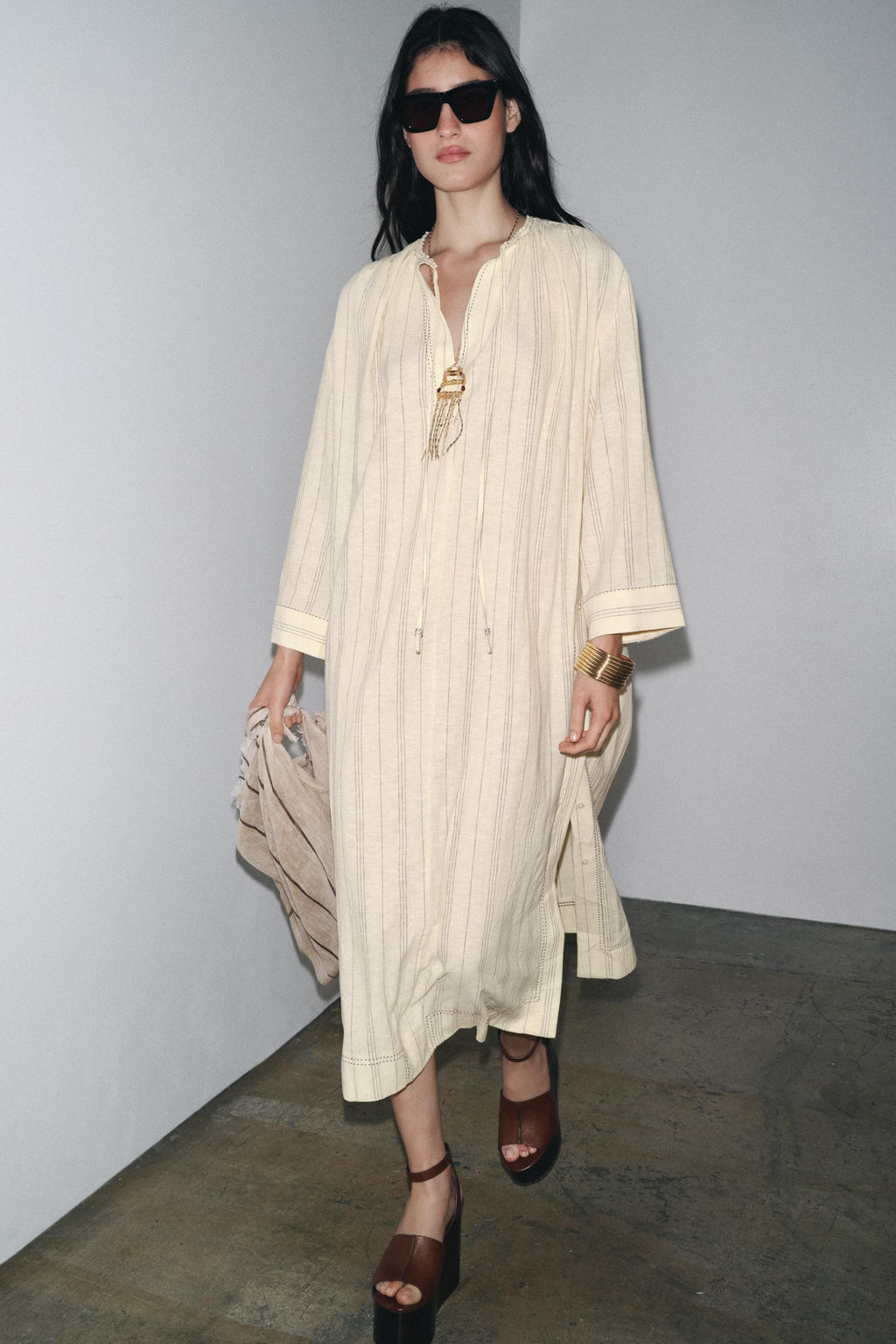 STRIPED LINEN BLEND TUNIC DRESS ZW COLLECTION - Zara фото 8