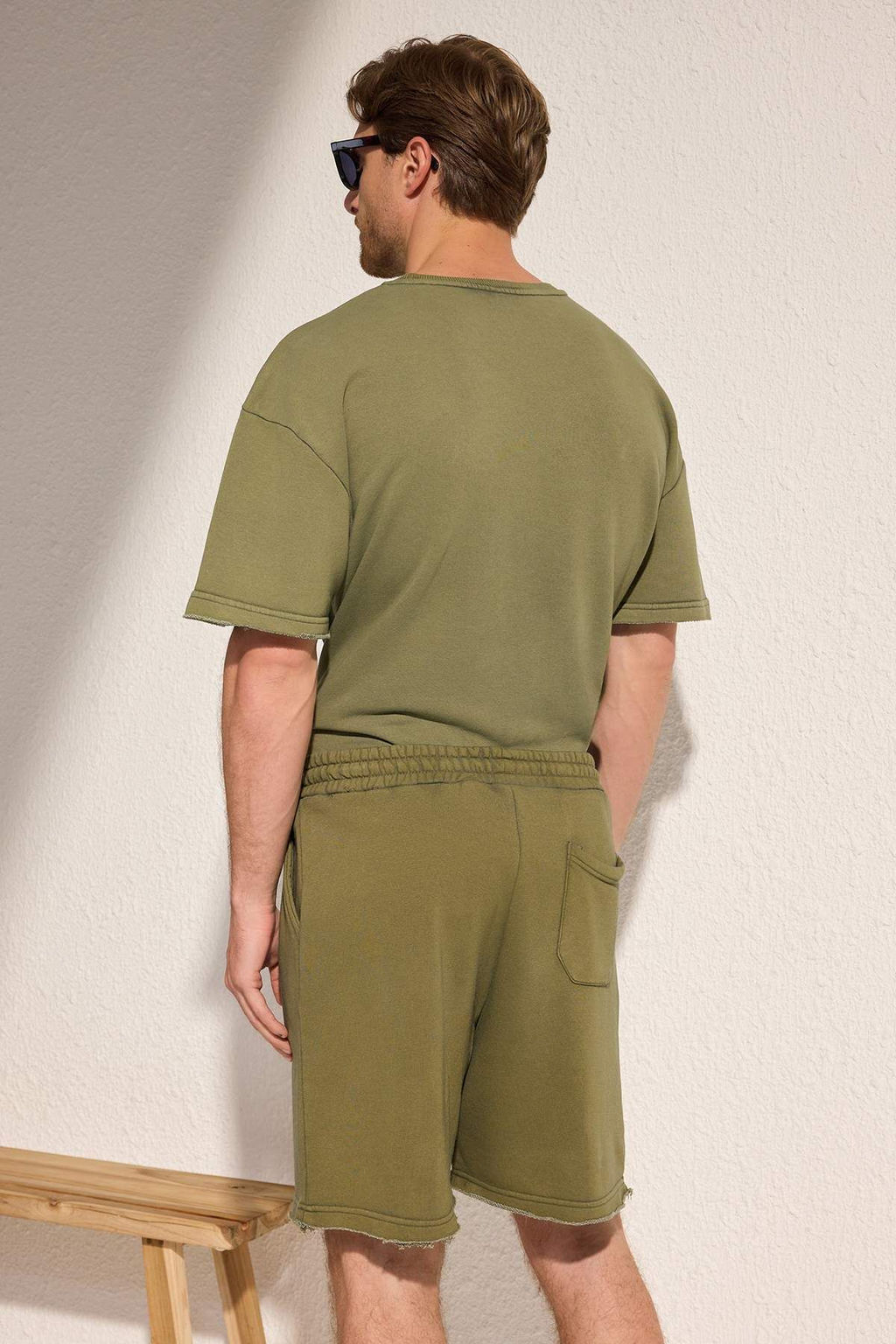 Trendyolmilla Man Yesil Oversize/Genis Kesim Dikis Detayl? Sort & Bermuda TMNSS25SR00057  фото 5
